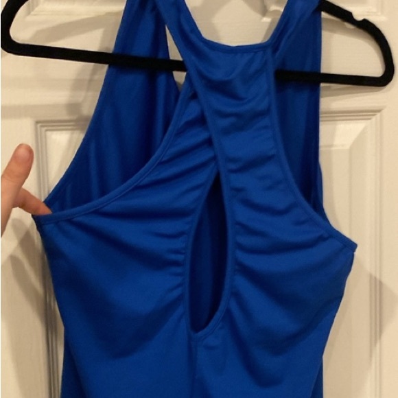 Women's Blue Sleeveless Tank - Picture 4 of 6